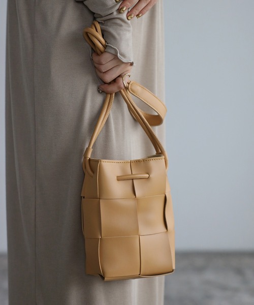 Bonjour Sagan（ボンジュールサガン）の「【2022 新作】カセットショルダーミニバッグ（ショルダーバッグ・レディース・ホワイト/ブラック/ベージュ・FREE）」の16枚目の写真