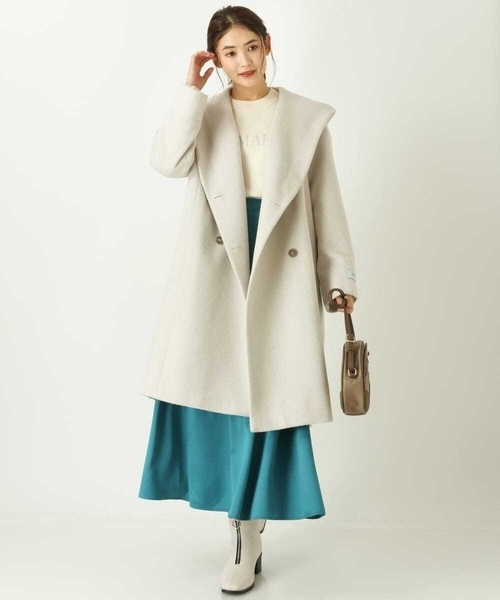 a.v.v（アーヴェヴェ）の「フーデッドロングダブルコート（ピーコート・レディース・アイボリー/ネイビー・38/34/40/36/42）」の4枚目の写真