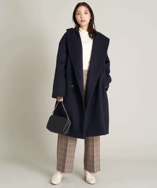 a.v.v（アーヴェヴェ）の「フーデッドロングダブルコート（ピーコート・レディース・アイボリー/ネイビー・38/34/40/36/42）」の8枚目の写真