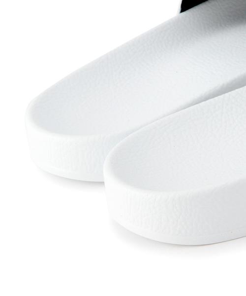 UNITED ARROWS(ユナイテッドアローズ)の「<adidas (アディダス)> ADILETTE ◆(サンダル・メンズ・ホワイト/ブラック・26.5cm/27.5cm/28.5cm/29.5cm)」の8枚目の写真