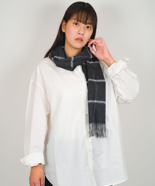 Hilltop（ヒルトップ）の「【HILLTOP/ヒルトップ 】マフラー　スカーフ　メリノウール（ストール/ショール・レディース・ネイビー/グレー/グレイッシュベージュ/ブラック/チャコールグレー・FREE）」の8枚目の写真