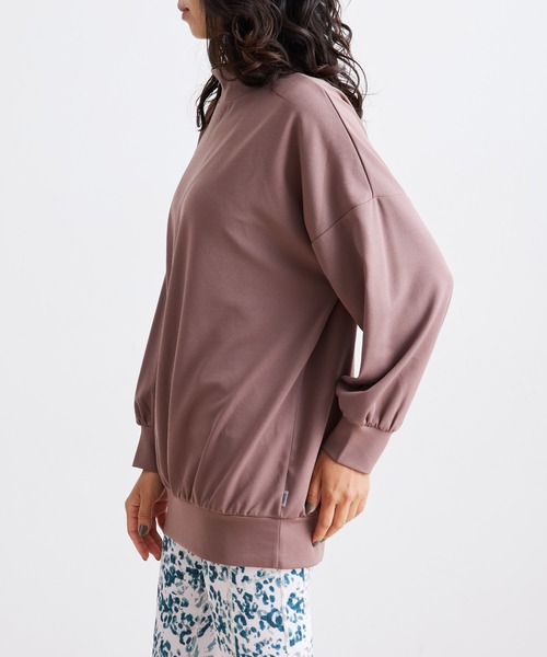 NERGY(ナージー)の「モックネックビッグプローバー(Tシャツ/カットソー・レディース・ダークブラウン/グリーン/ブルー/ブラック・FREE)」の17枚目の写真