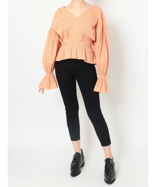 MURUA（ムルーア）の「カシュクールタックブラウス（シャツ/ブラウス・レディース・オレンジ/ホワイト/ブルー/ブラック・FREE）」の9枚目の写真