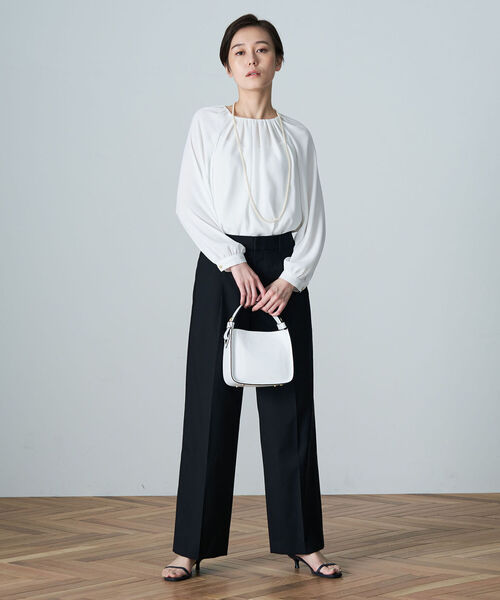 NOLLEY’S（ノーリーズ）の「バックサテンアムンゼンギャザーブラウス（シャツ/ブラウス・レディース・ホワイト・38/36）」の4枚目の写真