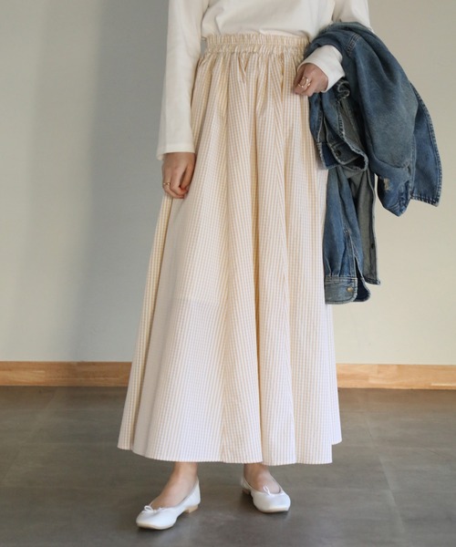 aity(アイティ)の「ギンガムチェック / フレアマキシスカート(スカート・レディース・ライトベージュ/ブラック/ネイビー・M)」の1枚目の写真