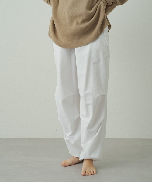 earthy（アーシー）の「【earthy_】パラシュートパンツ（その他パンツ・レディース・ホワイト/ベージュ/カーキ・FREE）」の4枚目の写真