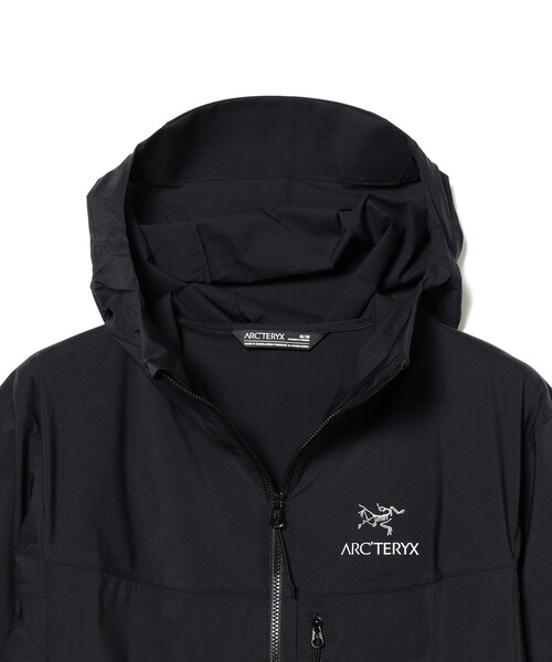 BEAMS BOY（ビームスボーイ）の「ARC’TERYX / Squamish Hoody（ナイロンジャケット・レディース・ブラック・SMALL/MEDIUM）」の3枚目の写真