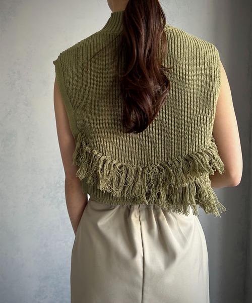 &g'aime（アンジェム）の「【&g’aime】フリンジアシメニットベスト（ベスト・レディース・チャコールグレー/グレイッシュベージュ/ライトグリーン・FREE）」の20枚目の写真