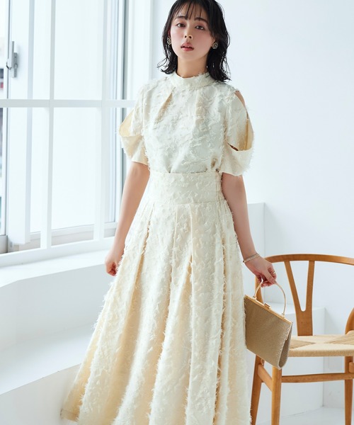 カットジャカードトップス ｜ 半袖 ハイネック トップス 体型カバー オフィスカジュアル 肩あき 通勤服 華やか ブラウス（シャツ/ブラウス）｜RUIRUE BOUTIQUE（ルイルエブティック）