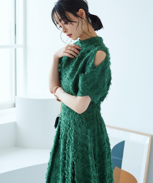 カットジャカードトップス ｜ 半袖 ハイネック トップス 体型カバー オフィスカジュアル 肩あき 通勤服 華やか ブラウス（シャツ/ブラウス）｜RUIRUE BOUTIQUE（ルイルエブティック）