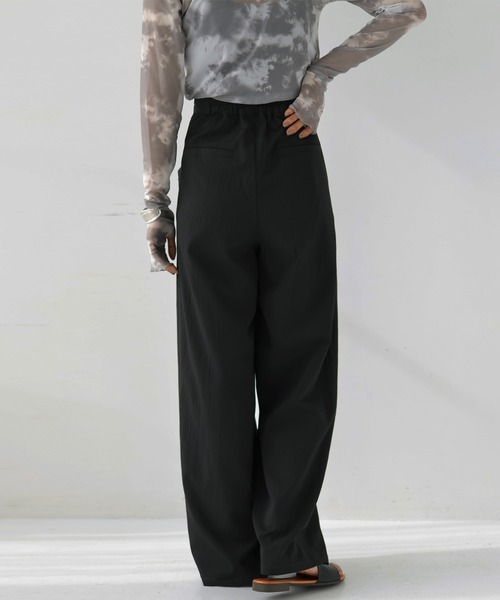 hellam（へラム）の「ワイドタックパンツ（スラックス・レディース・アイボリー/イエロー/ブラック/ブルー/グレー・FREE）」の13枚目の写真