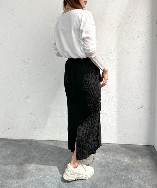 apres jour mignon(アプレジュールミニョン)の「袖シアー切り替えトップス【ZOZOTOWN限定アイテム】(Tシャツ/カットソー・レディース・ナチュラル/ブラック/オフホワイト・X-LARGE/フリー)」の11枚目の写真
