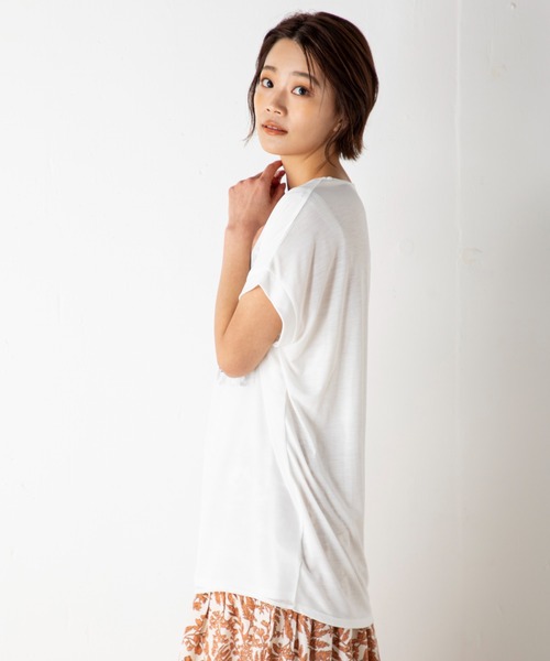 MILLION CARATS（ミリオンカラッツ）の「シアーとの二重仕立てが新鮮な3DフレンチスリーブTシャツ（Tシャツ/カットソー・レディース・オフホワイト/ブラック/グリーン・FREE）」の5枚目の写真