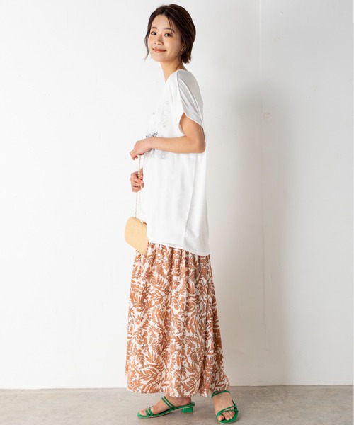 MILLION CARATS（ミリオンカラッツ）の「シアーとの二重仕立てが新鮮な3DフレンチスリーブTシャツ（Tシャツ/カットソー・レディース・オフホワイト/ブラック/グリーン・FREE）」の7枚目の写真