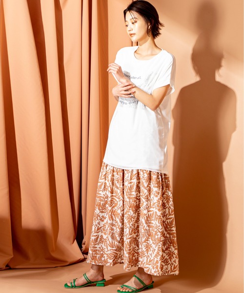 MILLION CARATS（ミリオンカラッツ）の「シアーとの二重仕立てが新鮮な3DフレンチスリーブTシャツ（Tシャツ/カットソー・レディース・オフホワイト/ブラック/グリーン・FREE）」の11枚目の写真