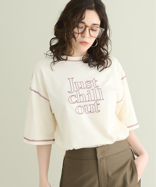 THE YOn(ザヨン)の「“Just Chill Out”配色ステッチプリントTシャツ(Tシャツ/カットソー・レディース・アイボリー/サックスブルー/チャコールグレー・FREE)」の9枚目の写真