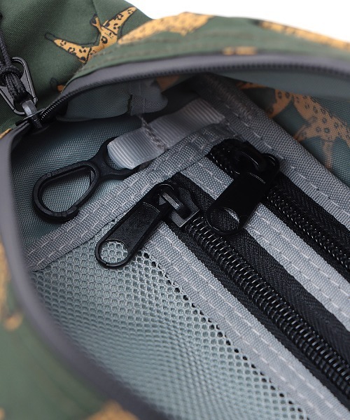 チチカカ（チチカカ）の「KIU　ボディバッグ（ボディバッグ/ウエストポーチ・レディース・その他4・FREE）」の18枚目の写真