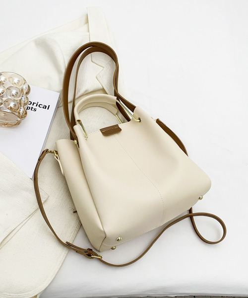 Amulet(アミュレット)の「ダブルハンドルショルダーバッグ(ショルダーバッグ・レディース・ベージュ/ブラウン/ホワイト/ブラック・F)」の14枚目の写真