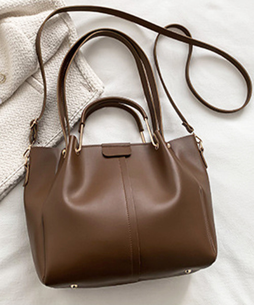 Amulet(アミュレット)の「ダブルハンドルショルダーバッグ(ショルダーバッグ・レディース・ベージュ/ブラウン/ホワイト/ブラック・F)」の11枚目の写真