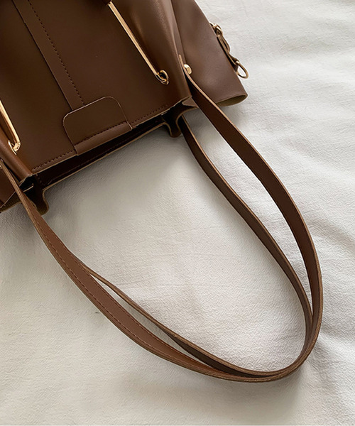 Amulet(アミュレット)の「ダブルハンドルショルダーバッグ(ショルダーバッグ・レディース・ベージュ/ブラウン/ホワイト/ブラック・F)」の18枚目の写真