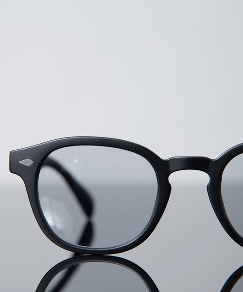 Revo.(レボ)の「<MONO> BOSLLINGTON COLOR LENS SUNGLASSESE / 'モノ' ボスリントン型 サングラス カラーレンズ クリアフレーム UVカット【ケース付き】(サングラス・メンズ・ブラック×グレー/クリア/ブラウン/ブラック×ブルー/ブラック/グレー系その他/ブラウン系その他・FREE)」の9枚目の写真