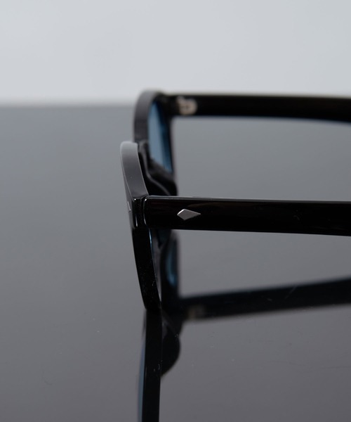 Revo.(レボ)の「<MONO> BOSLLINGTON COLOR LENS SUNGLASSESE / 'モノ' ボスリントン型 サングラス カラーレンズ クリアフレーム UVカット【ケース付き】(サングラス・メンズ・ブラック×グレー/クリア/ブラウン/ブラック×ブルー/ブラック/グレー系その他/ブラウン系その他・FREE)」の19枚目の写真