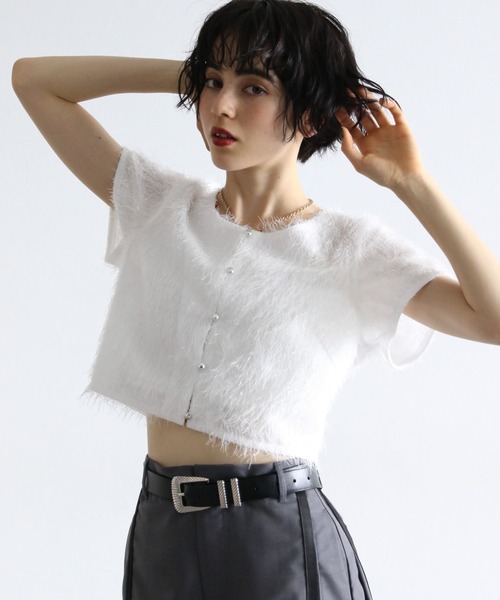 PAGEBOY(ページボーイ)の「ラメフェザーショートTOPS(Tシャツ/カットソー・レディース・オフホワイト/ブラック/アイボリー・FREE)」の5枚目の写真