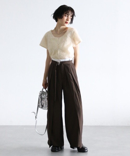 PAGEBOY(ページボーイ)の「ラメフェザーショートTOPS(Tシャツ/カットソー・レディース・オフホワイト/ブラック/アイボリー・FREE)」の13枚目の写真