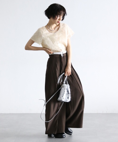 PAGEBOY(ページボーイ)の「ラメフェザーショートTOPS(Tシャツ/カットソー・レディース・オフホワイト/ブラック/アイボリー・FREE)」の14枚目の写真