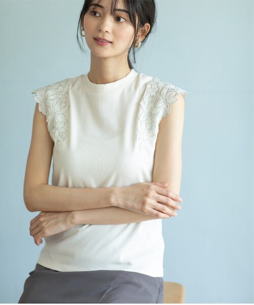 index（インデックス）の「◆レーススリーブトップス【洗濯機洗い可】（Tシャツ/カットソー・レディース・ホワイト系/ライトグレー/ブラック・36/38/42/40）」の4枚目の写真