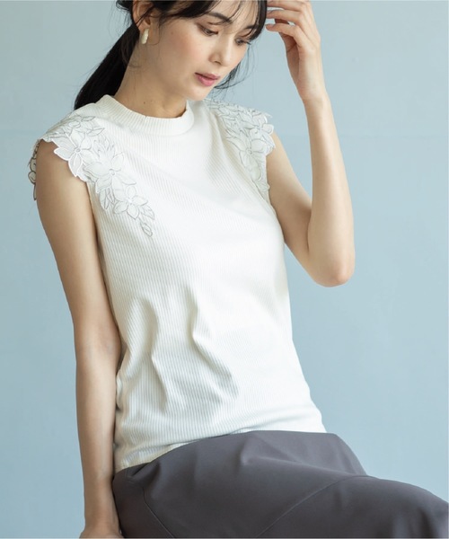 index（インデックス）の「◆レーススリーブトップス【洗濯機洗い可】（Tシャツ/カットソー・レディース・ホワイト系/ライトグレー/ブラック・36/38/42/40）」の2枚目の写真