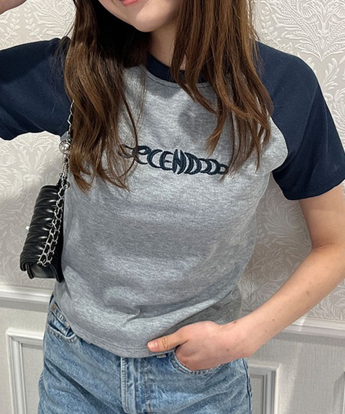 GLAMOROUS JANE(グラマラスジェーン)の「ラグラン配色ロゴ刺繍ちびTシャツ(Tシャツ/カットソー・レディース・ブルー/ピンク/グリーン・FREE)」の22枚目の写真