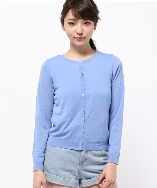 earth music&ecology（アースミュージックアンドエコロジー）の「【自宅で洗濯OK!】ウォッシャブル長袖カーディガン（カーディガン/ボレロ・レディース・ピンク/レッド/グリーン/LT.Gray/ブルー/オフホワイト/ブラック/ブルーグリーン/オレンジ/ロイヤルブルー/ネイビー/イエロー・SMALL/MEDIUM）」の5枚目の写真