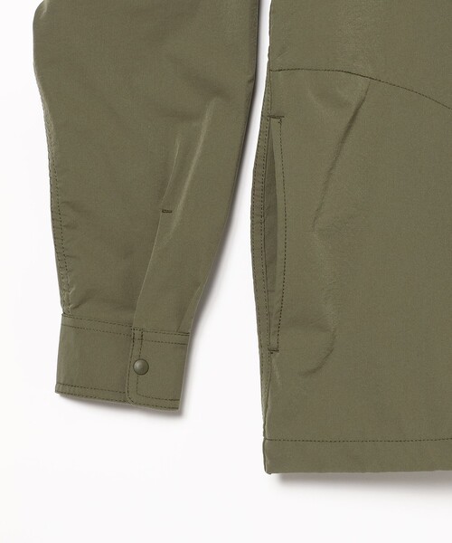 BEAMS（ビームス）の「BEAMS / テック プルオーバー シャツ（シャツ/ブラウス・メンズ・ブラック/オリーブ/ブラウン・S/M/L/XL）」の16枚目の写真