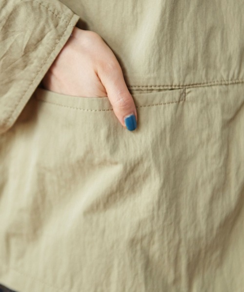 PAR ICI（パーリッシィ）の「コットンナイロンウェザー ノーカラージャケット（ノーカラージャケット・レディース・ベージュ/ネイビー・FREE）」の10枚目の写真