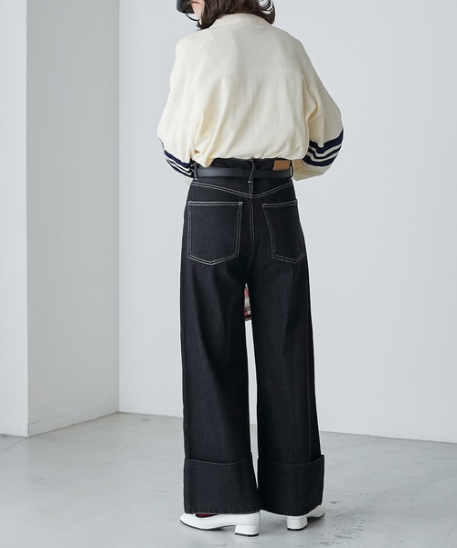 BONLECILL(ボンルシール)の「ピンタックロールアップハイウエストデニムパンツ(デニムパンツ・レディース・ブルー/アイボリー/ブラック/ネイビー・L/M/S)」の17枚目の写真