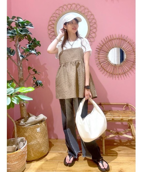 BAYFLOW(ベイフロー)の「【選べる着丈】キャミビスチェ(ベスト・レディース・アイボリー/モカ/ブラック/ナチュラル・SMALL/MEDIUM)」の19枚目の写真