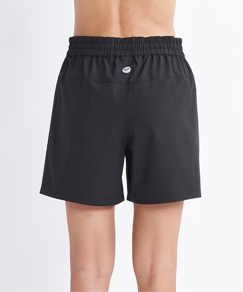 ROXY(ロキシー)の「MY 1ST ROXY SHORTS/ロキシーUVカット付きドライストレッチショートパンツ(その他パンツ・レディース・ピンク/ブラック・MEDIUM/SMALL/LARGE)」の3枚目の写真