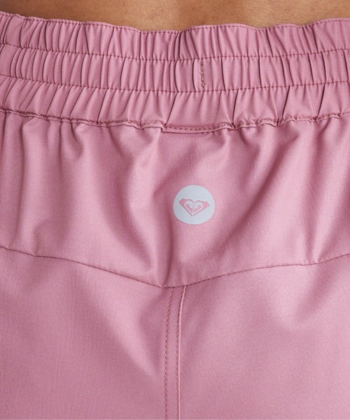 ROXY(ロキシー)の「MY 1ST ROXY SHORTS/ロキシーUVカット付きドライストレッチショートパンツ(その他パンツ・レディース・ピンク/ブラック・MEDIUM/SMALL/LARGE)」の7枚目の写真