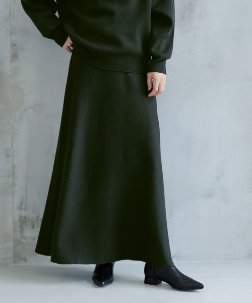 LAKOLE（ラコレ）の「12GカシミヤタッチフレアWジャガードスカート / 963509（スカート・レディース・ライトグレー/ブラウン/チャコールグレー・SMALL/MEDIUM）」の2枚目の写真