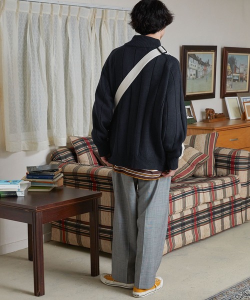 MONO-MART LADY'S（モノマートレディース）の「ワンポイントエンブレム刺繍ドライバーズニット（カーディガン/ボレロ・レディース・ネイビー/ブラウン/アイボリー/カーキ・FREE）」の21枚目の写真