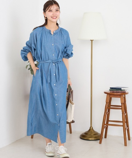 OMNES（オムネス）の「シャンブレー袖ボリュームシャツワンピース（ワンピース・レディース・インディゴブルー/ブルー系その他・FREE）」の16枚目の写真