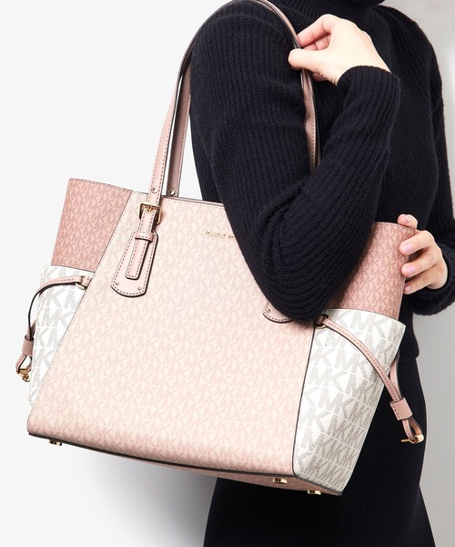 MICHAEL KORS（マイケルコース）の「VOYAGER EW トート - MK 