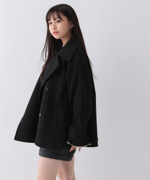 repipi armario（レピピ アルマリオ）の「スタンドカラーポンチョコート（ステンカラーコート・キッズ・ベージュ/ブラック・LARGE/SMALL/MEDIUM）」の4枚目の写真