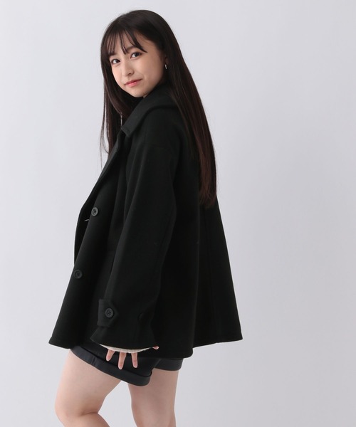 repipi armario（レピピ アルマリオ）の「スタンドカラーポンチョコート（ステンカラーコート・キッズ・ベージュ/ブラック・LARGE/SMALL/MEDIUM）」の5枚目の写真