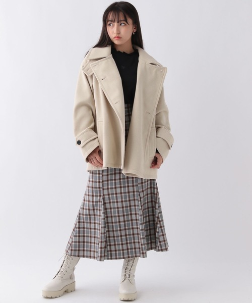 repipi armario（レピピ アルマリオ）の「スタンドカラーポンチョコート（ステンカラーコート・キッズ・ベージュ/ブラック・LARGE/SMALL/MEDIUM）」の7枚目の写真