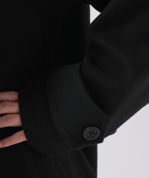 repipi armario（レピピ アルマリオ）の「スタンドカラーポンチョコート（ステンカラーコート・キッズ・ベージュ/ブラック・LARGE/SMALL/MEDIUM）」の17枚目の写真