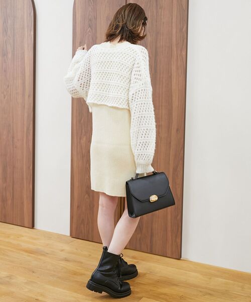 MAJESTIC LEGON(マジェスティックレゴン)の「スカシ柄ショートニット(ニット/セーター・レディース・グレー/オフホワイト/ピンク・MEDIUM)」の12枚目の写真