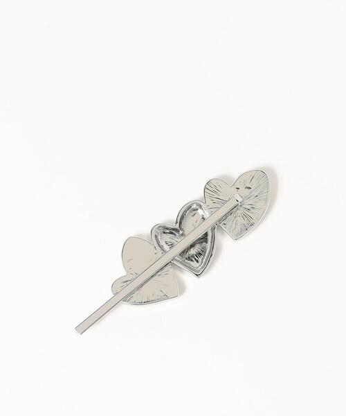 To b. by agnes b.(トゥービーバイアニエスベー)の「WV23 HAIR ACC メニ―ハートヘアピン(その他ヘアアクセサリー・レディース・ホワイト系その他・FREE)」の2枚目の写真