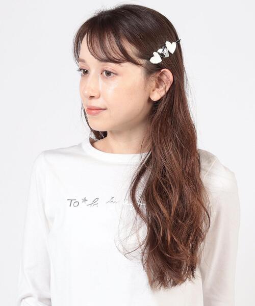 To b. by agnes b.(トゥービーバイアニエスベー)の「WV23 HAIR ACC メニ―ハートヘアピン(その他ヘアアクセサリー・レディース・ホワイト系その他・FREE)」の3枚目の写真